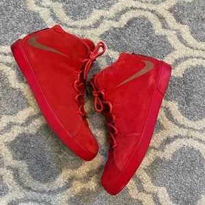 LEBRON XII NSW sneakers